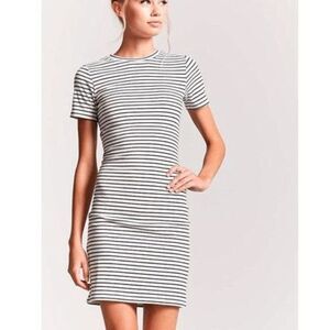 XXI stripped bodycon Dress Size Medium